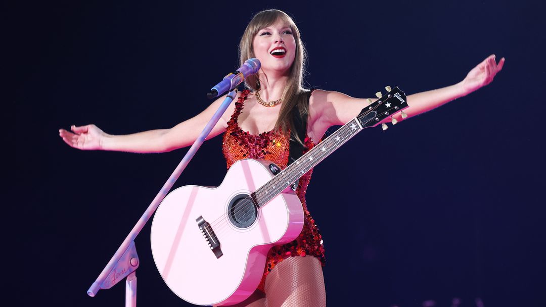 Taylor Swift Earns 15th No. 1 Album With The Life of a Showgirl